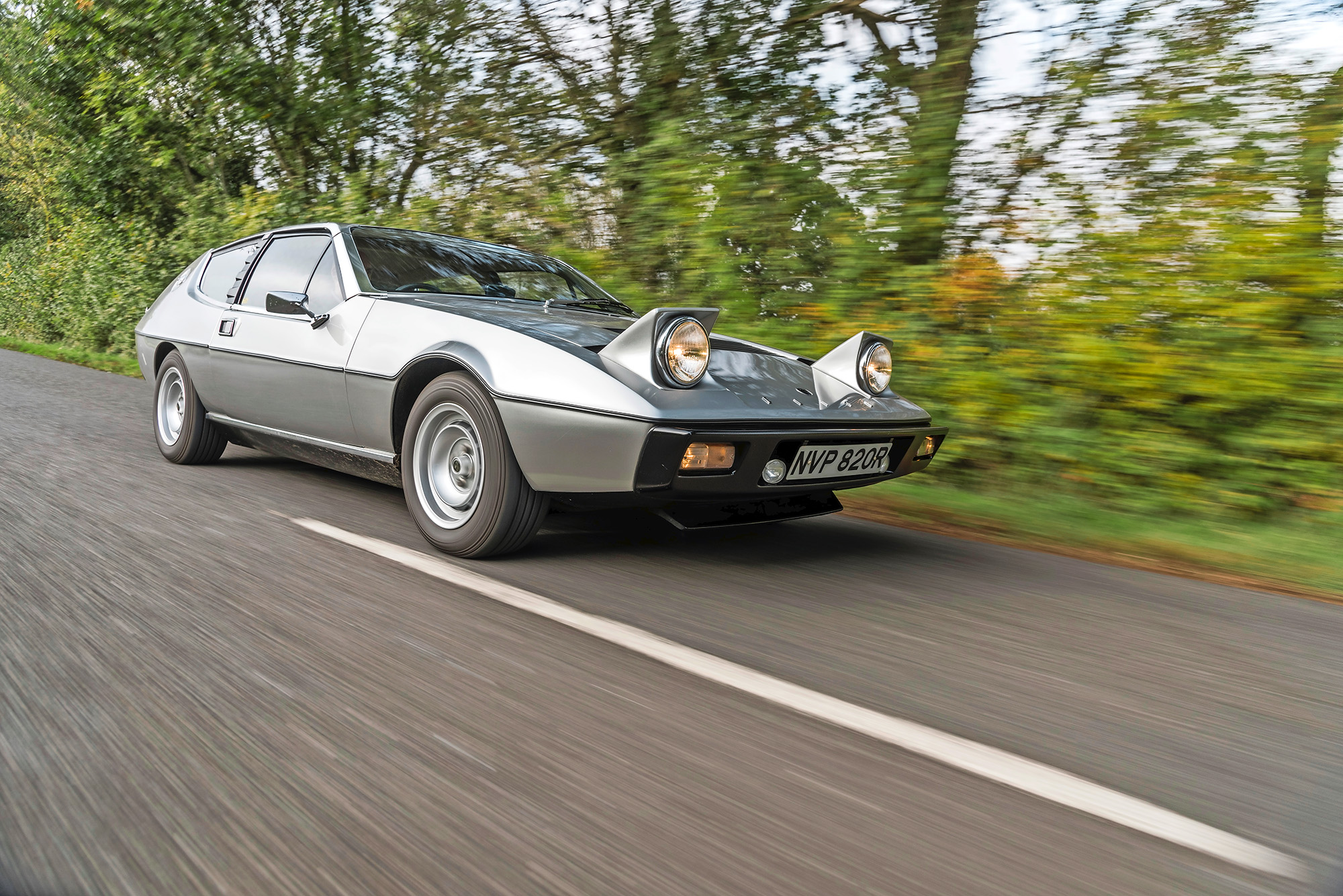 Lotus_Elite_Jonathan_Jacob 1