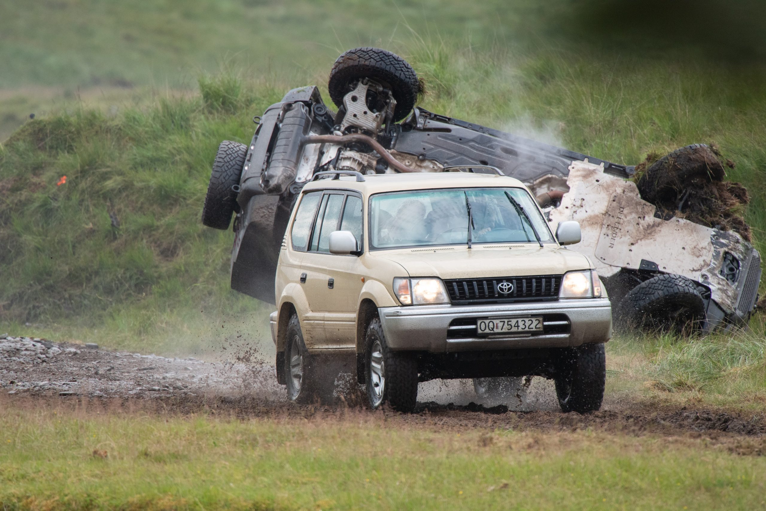 TOYOTA LAND CRUISER