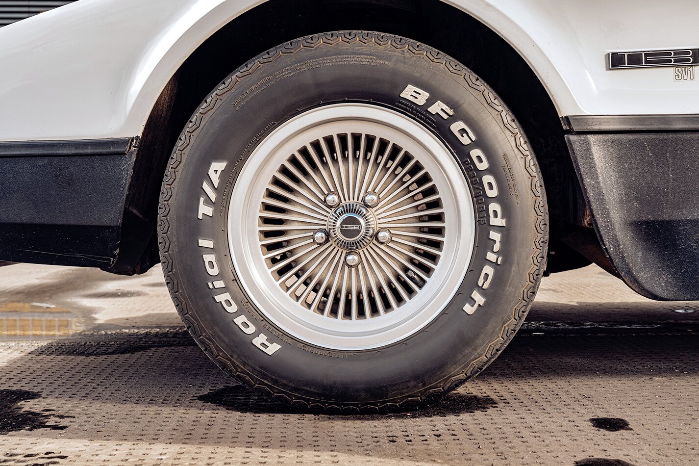Wheel of the Bricklin SV-1