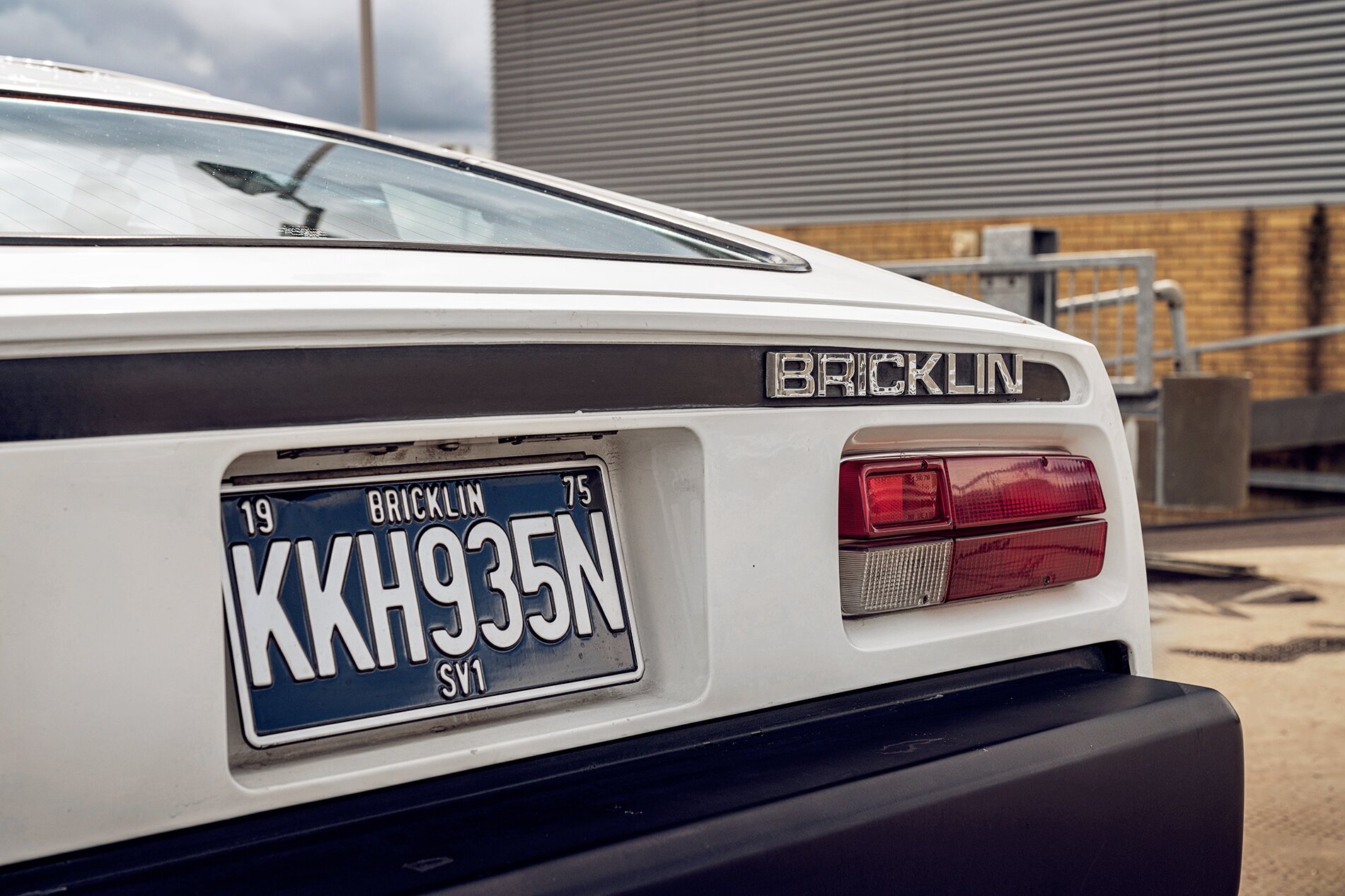 Back of the Bricklin SV-1 showing license plate