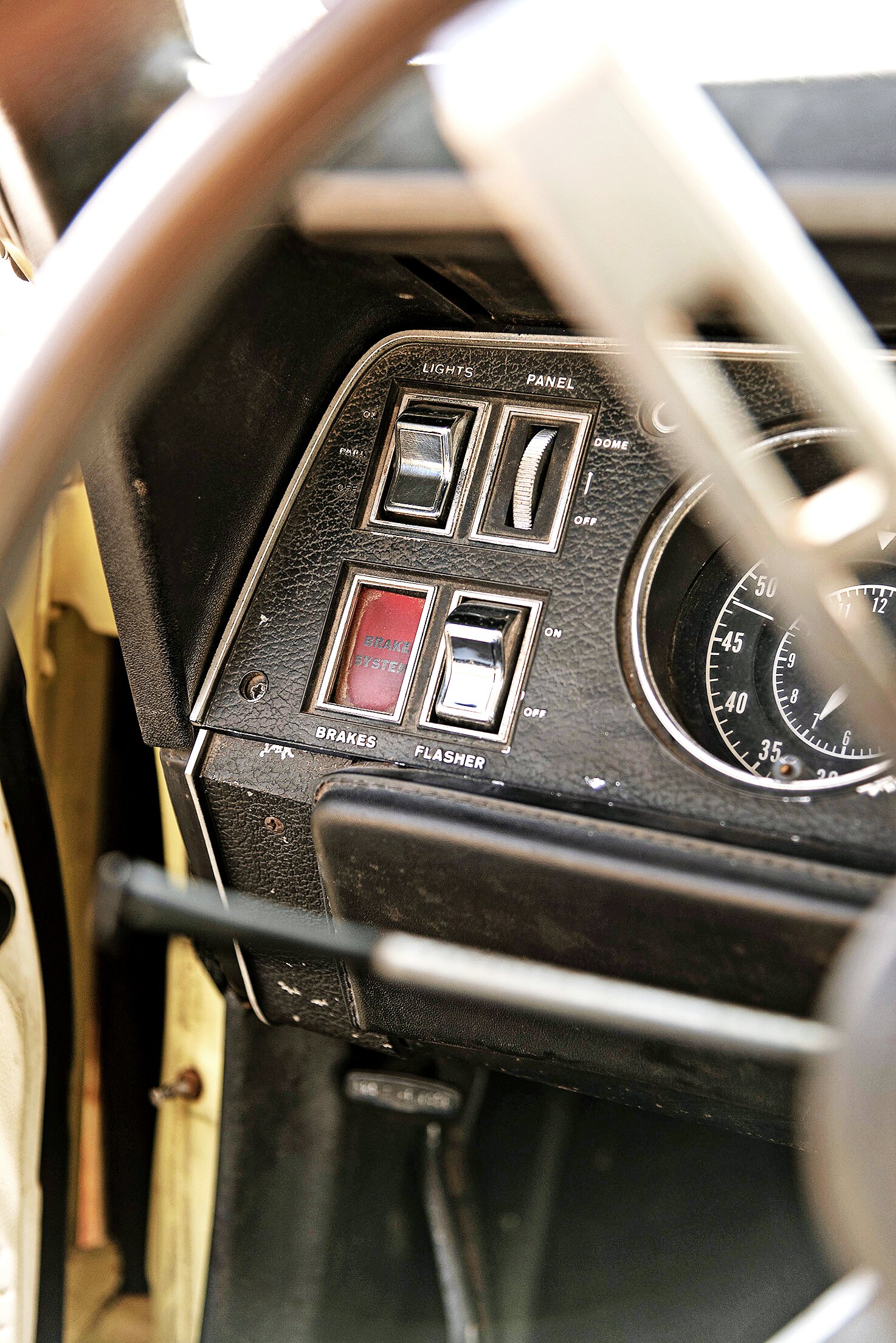 inside dash on the Dodge Charger