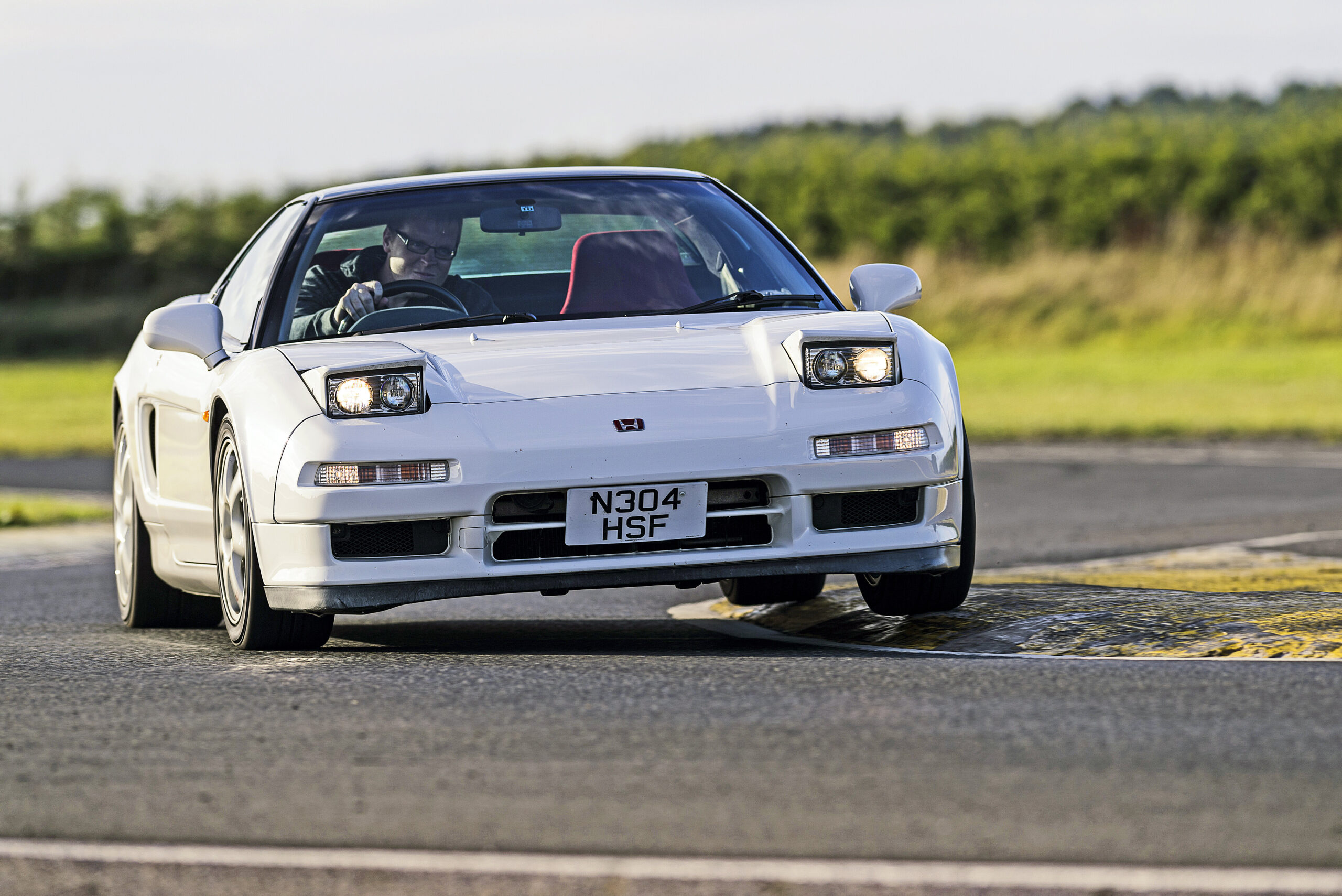 Iron control with velvet delicacy.