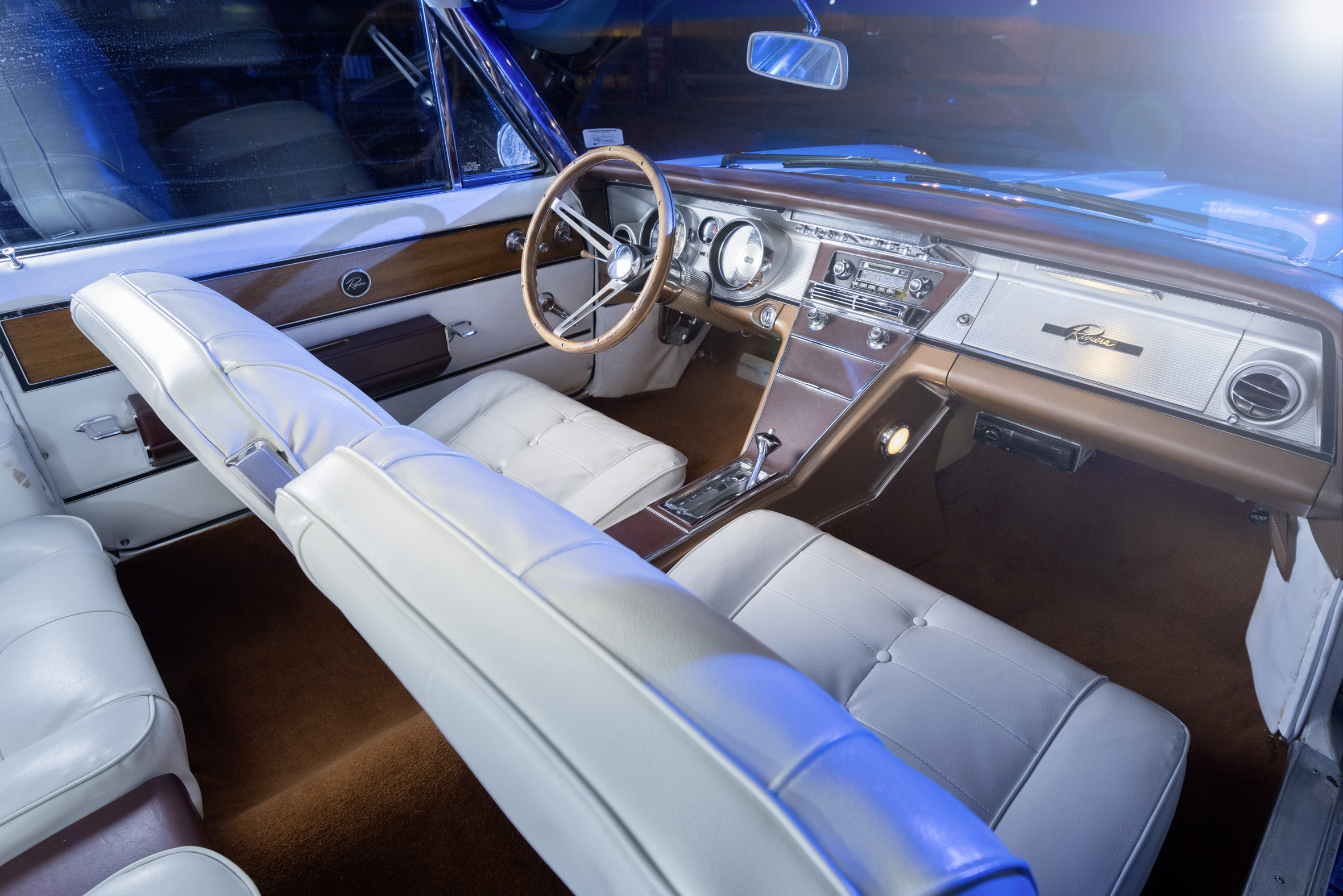 Cockpit of the Buick Riviera 