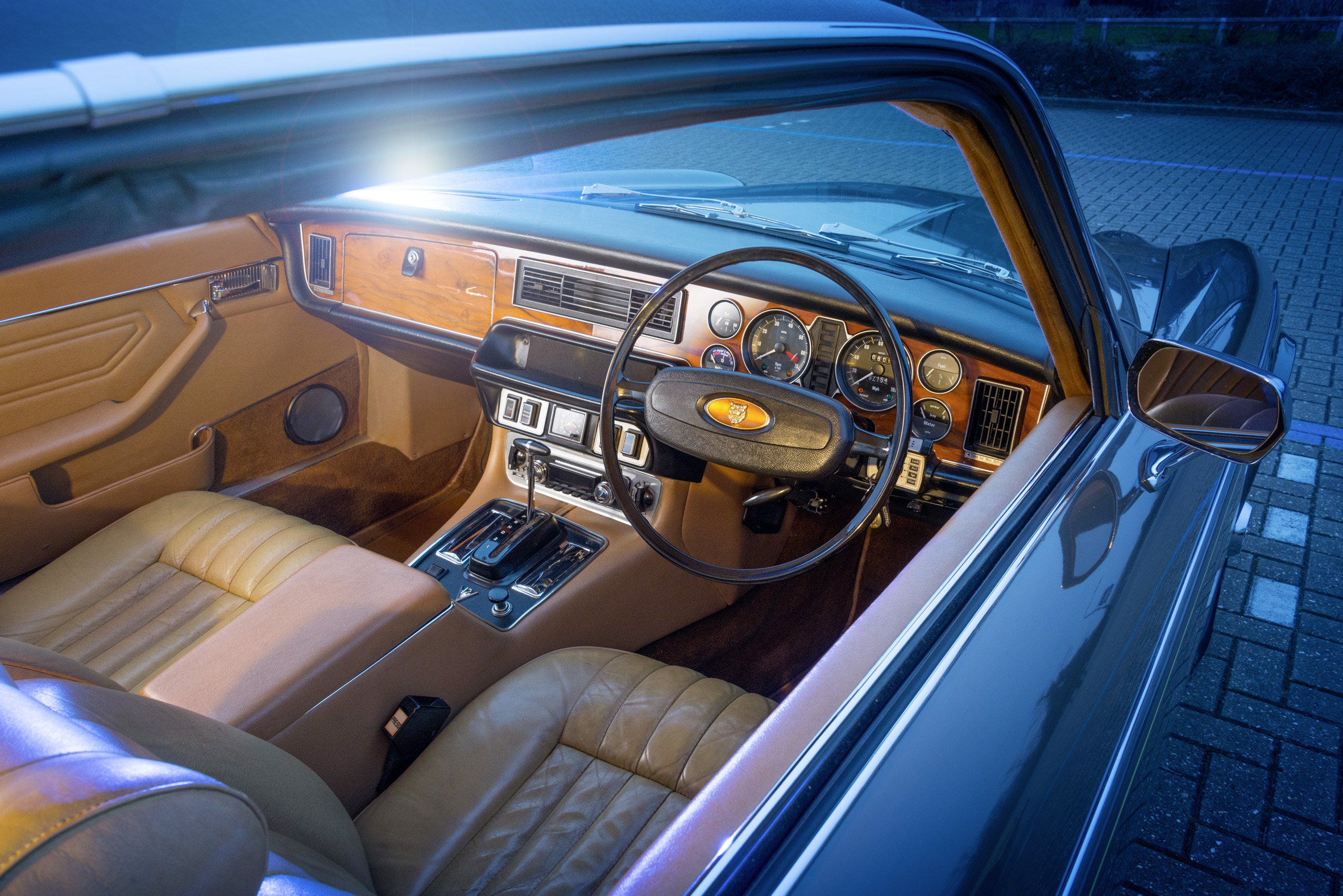 Cockpit of the Jaguar XJ12C