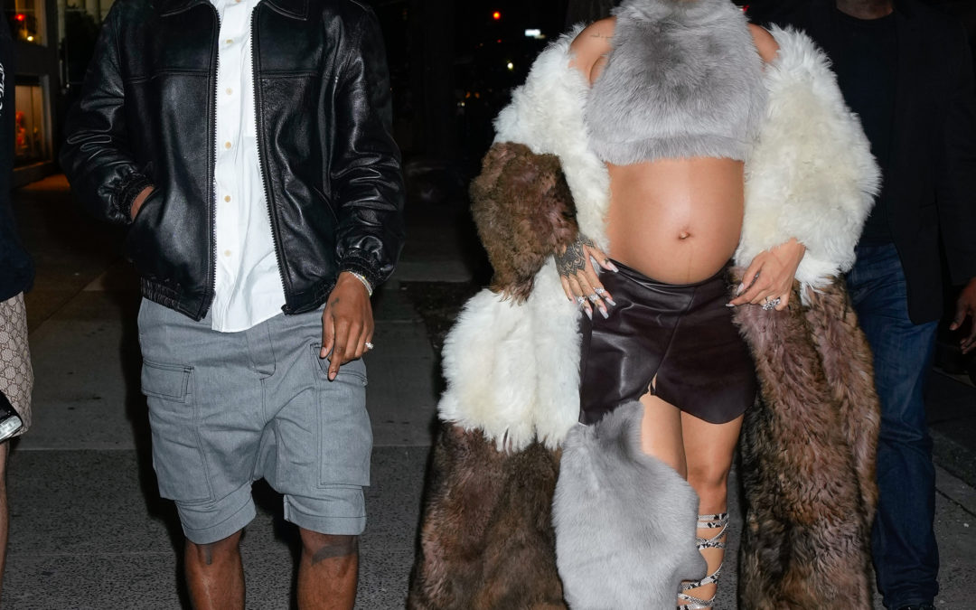 Pregnant Rihanna reveals shock family plans