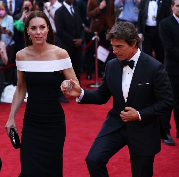 Are Kate & Wills matchmaking Tom Cruise with one of their inner circle?