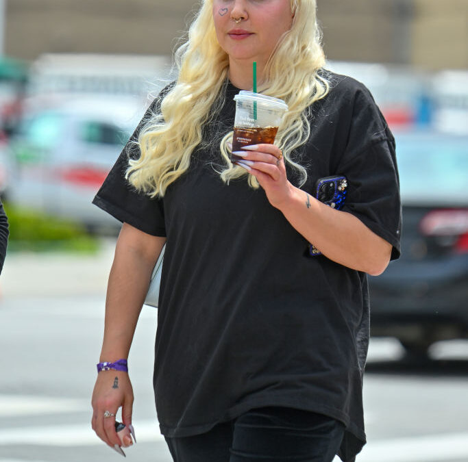 Amanda Bynes makes emotional confession after joining OnlyFans