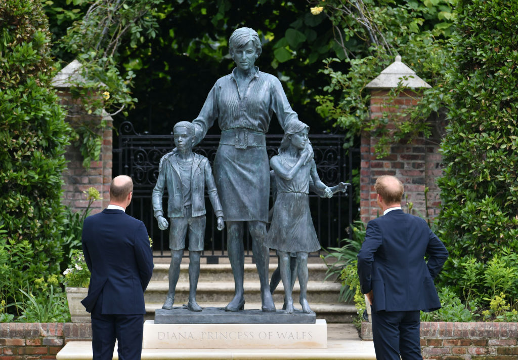 Diana, Princess Of Wales Statue Unveiling At Kensington Palace Jennifer Aniston