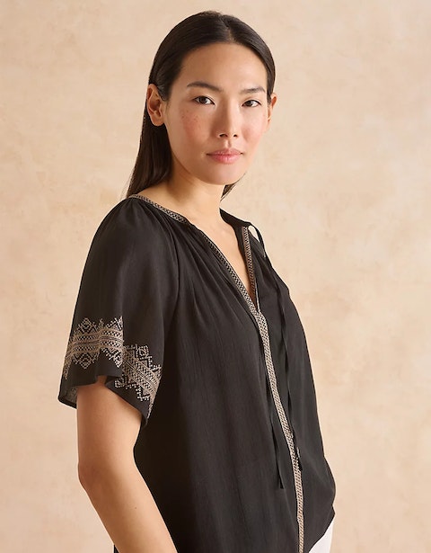 A05133_SU23_90_P_S.webp