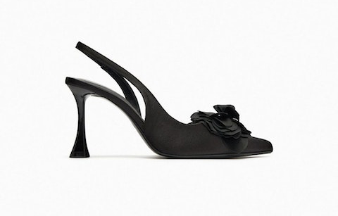 heels-with-bow