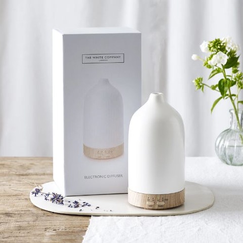 the-white-company-electronic-diffuser