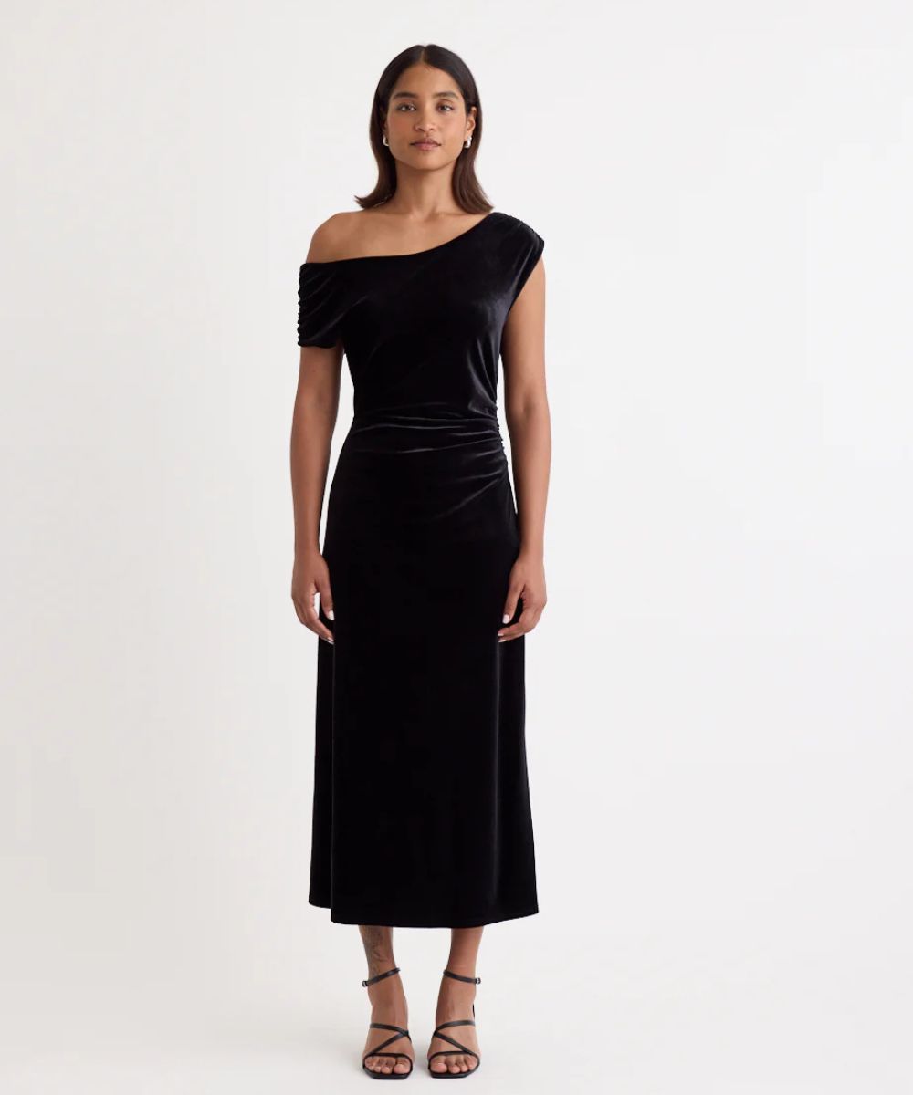 black dress (8) black dress (8)