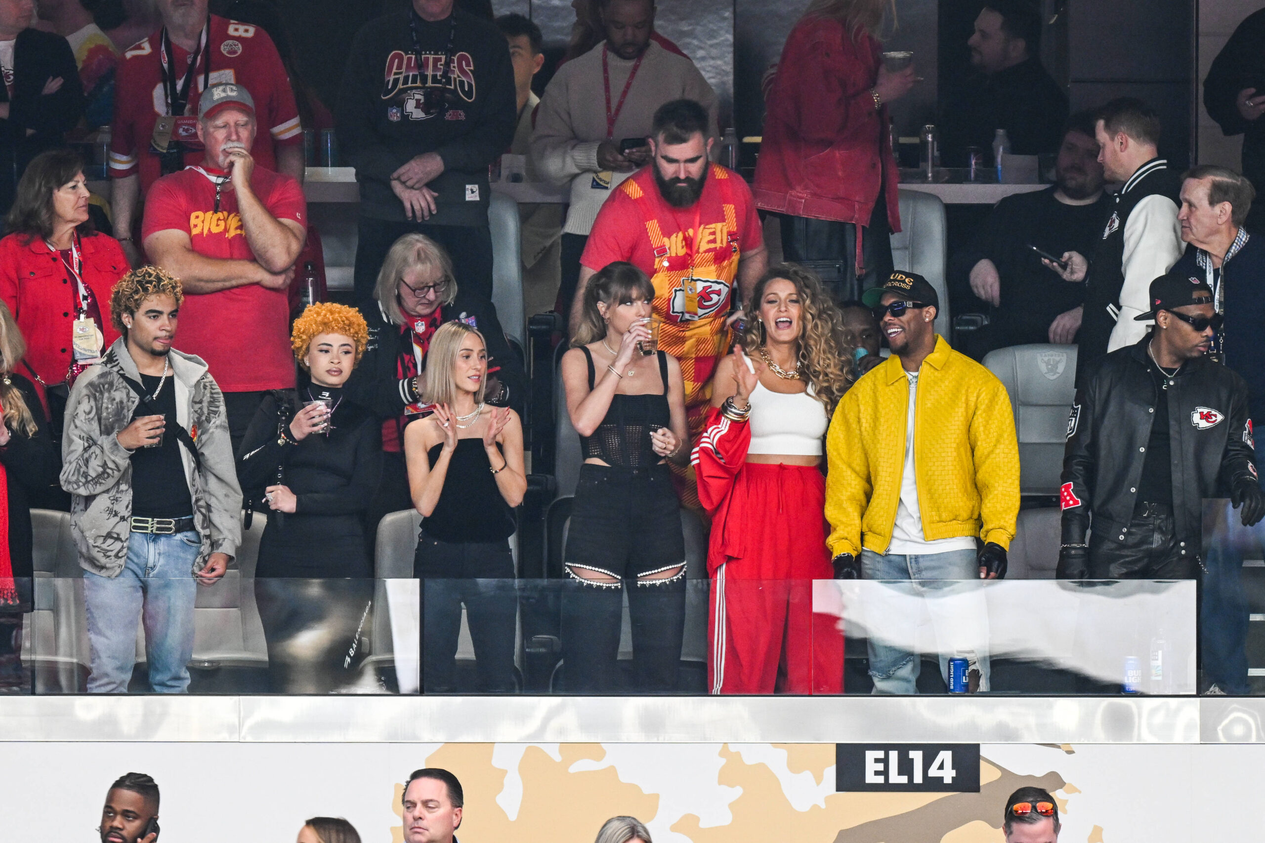 NFL: Super Bowl LVIII - Taylor Swift Ice Spice, Brittany Mahomes, Jason Kelce (second row) , Taylor Swift, Blake Lively Taylor Swift and Blake