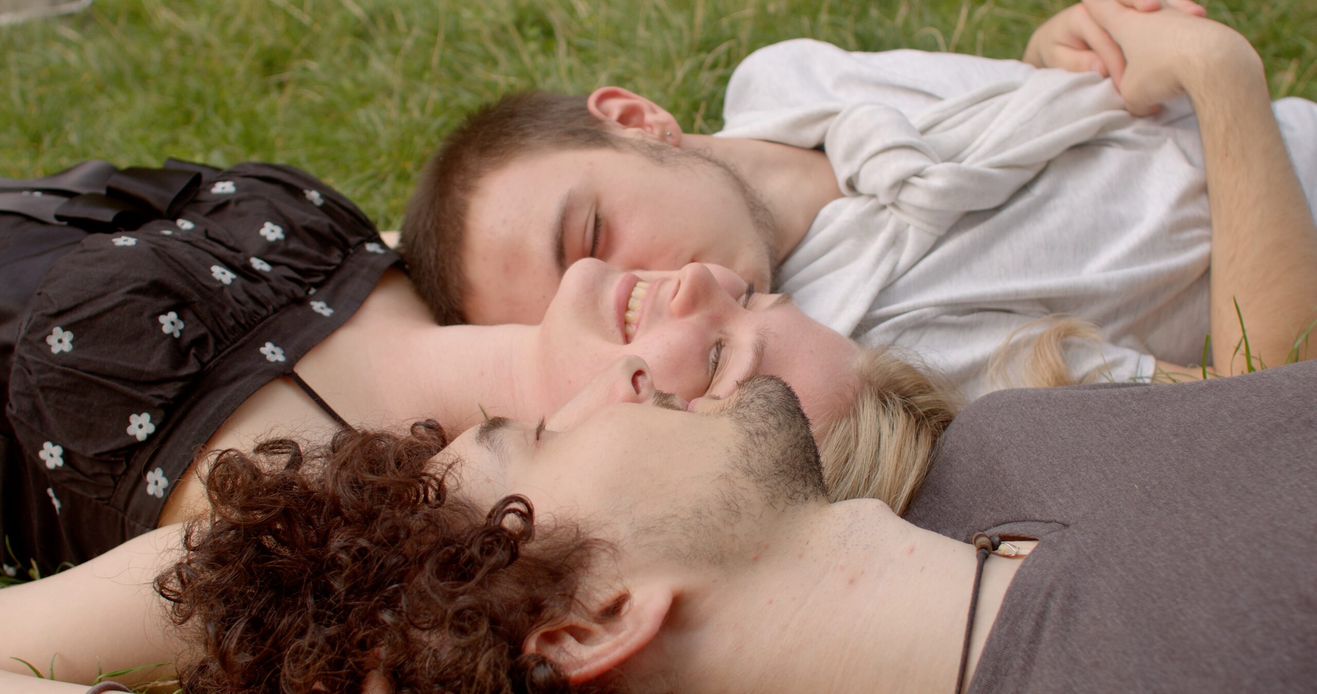 Girl and two guys. Romantic relationships among three individuals polyamory, involve consensually an Jennifer Aniston