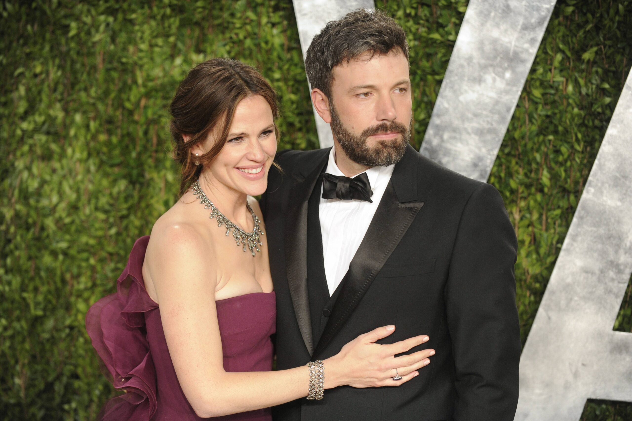 Actors Jennifer Garner and Ben Affleck arrive for the 2013 Vanity Fair Oscar Party hosted by Graydo Ben and Jen