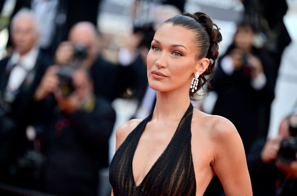 A-list model shares shocking reality of ‘excruciating’ illness – ‘it’s hard to shower most days’
