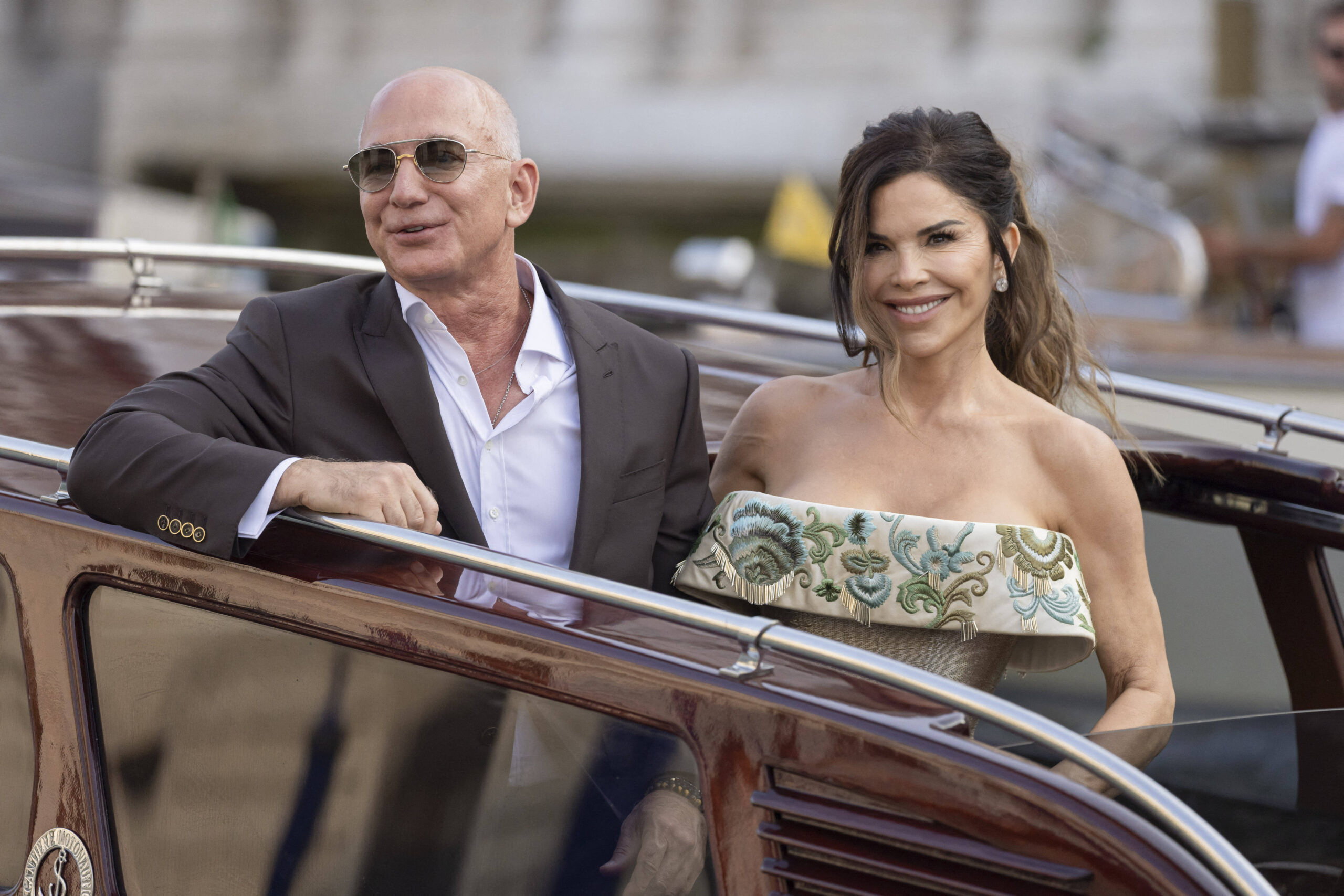Jeff Bezos and Lauren Sanchez Leave Their Hotel - Venice Jeff Bezos and Lauren Sanchez