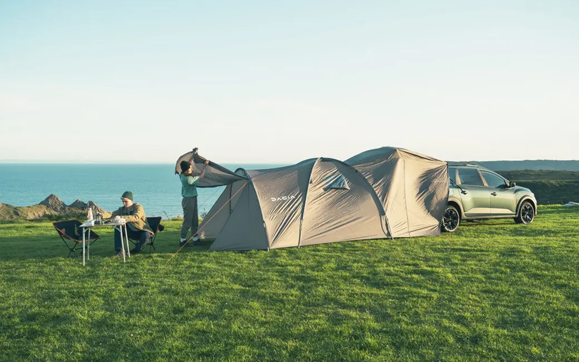 055-dacia-jogger-sleep-pack-ultimate-best-campervans.jpg