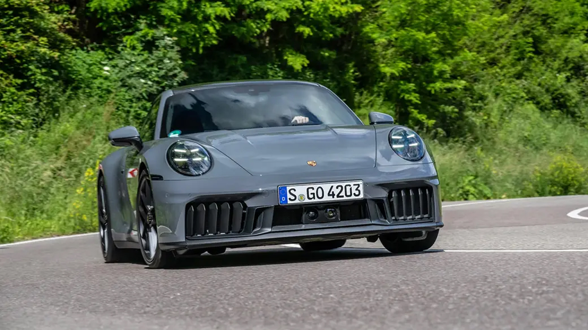 best-hybrids-porsche-911.jpg-2